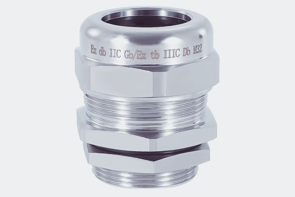 �����������Ϻ�ʵ��ͼ1