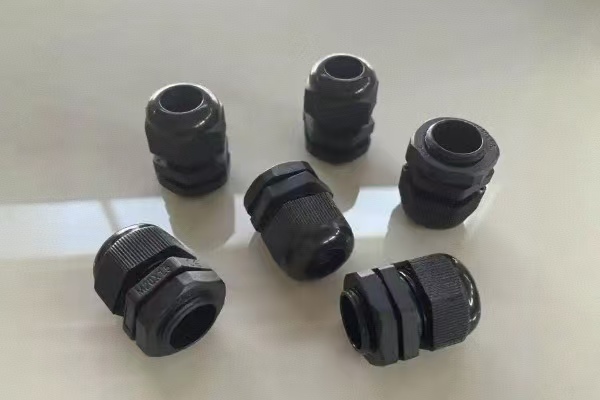 ѡ���ˮ���½�ͷ�İ˴�ƽ���